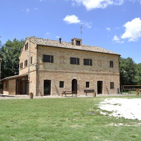 Agriturismo Forestale Luti Guest House Treia Exterior photo