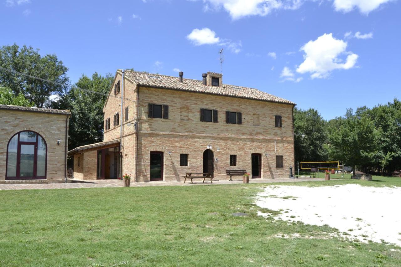 Agriturismo Forestale Luti Guest House Treia Exterior photo