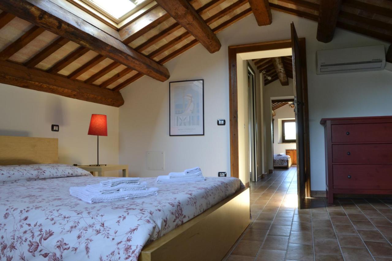 Agriturismo Forestale Luti Guest House Treia Room photo