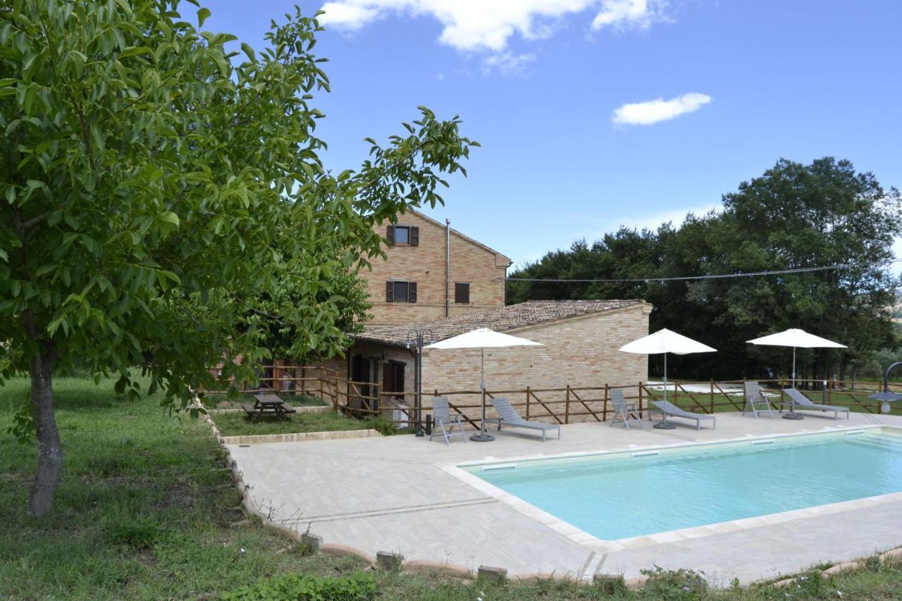 Agriturismo Forestale Luti Guest House Treia Exterior photo