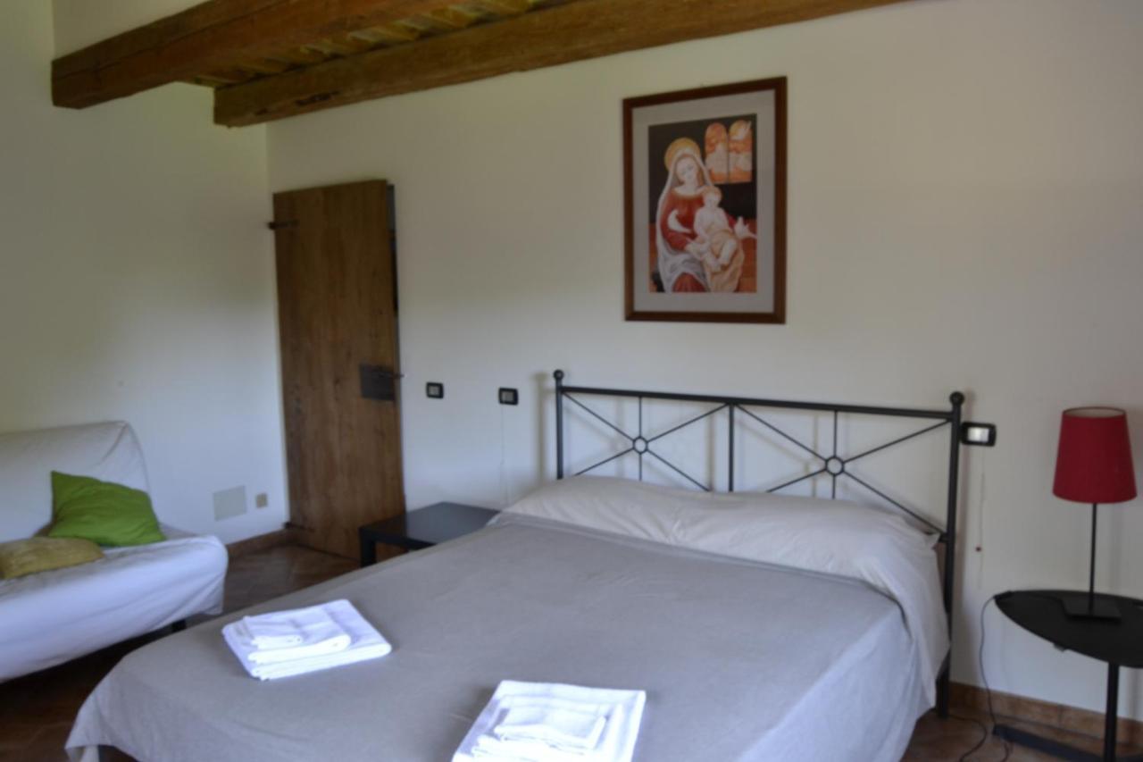 Agriturismo Forestale Luti Guest House Treia Room photo