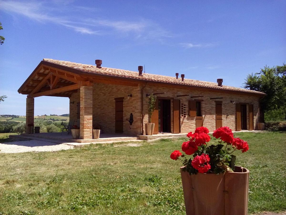 Agriturismo Forestale Luti Guest House Treia Exterior photo